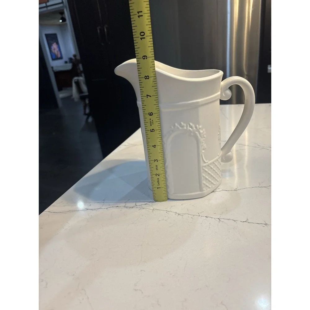 Pfaltzgraff White Ceramic Farmhouse Milk Creamer Pitcher Jug Decor 9" Tall - Picture 4 of 6